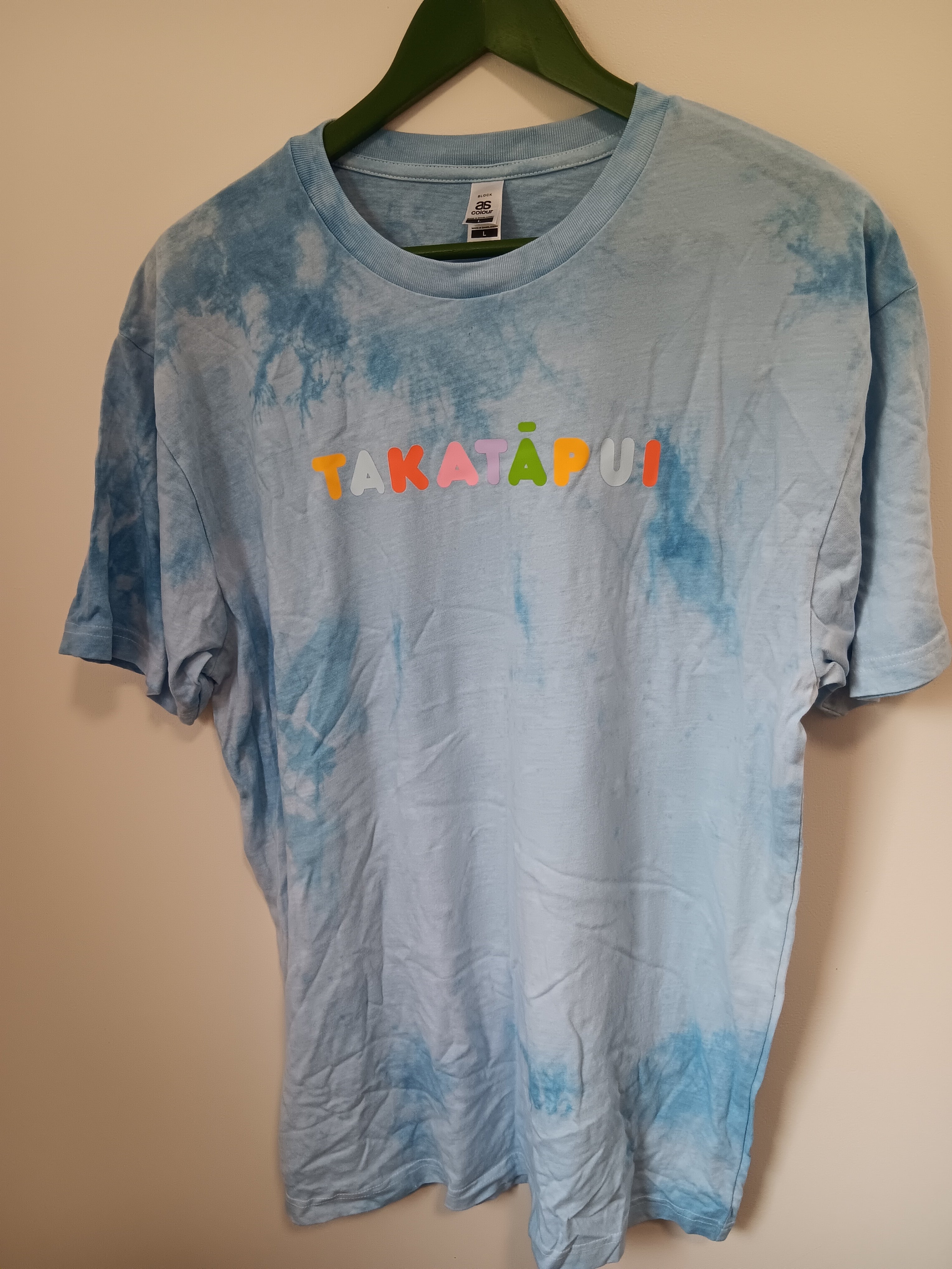 * FUNDRAISER COLLECTION - TAKATAPUI CLOTHING & TOTE