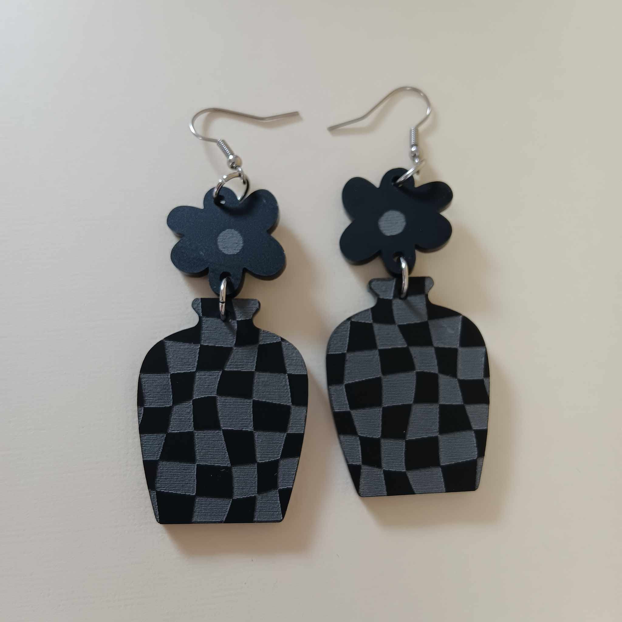 IN URN-EST EARRINGS - CHECKERED BRIGHTS